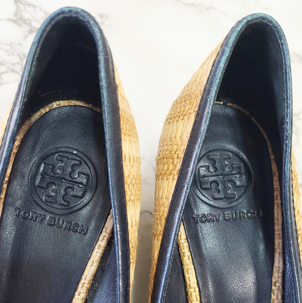TORY BURCH Sally Raffia Straw Wedge Pump Stacked Heels Navy Blue, Size 9.5 M - Picture 6 of 9